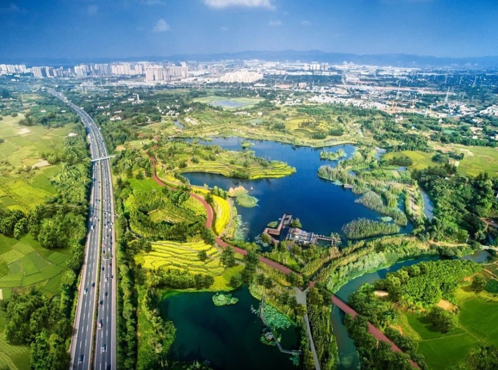 6類場(chǎng)景營造 成都全力推進(jìn)公園城市建設(shè)